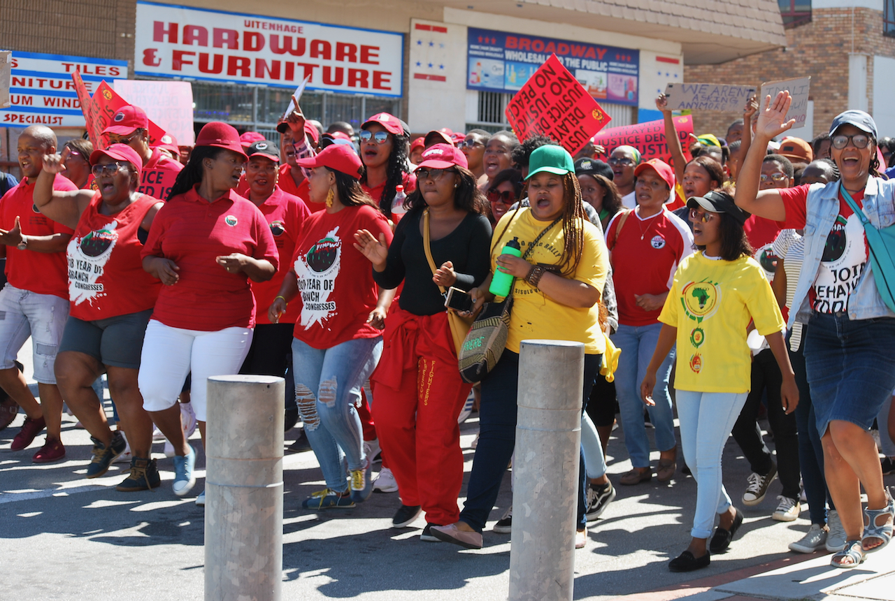 staff-protest-and-students-boycott-eastcape-midlands-tvet-college